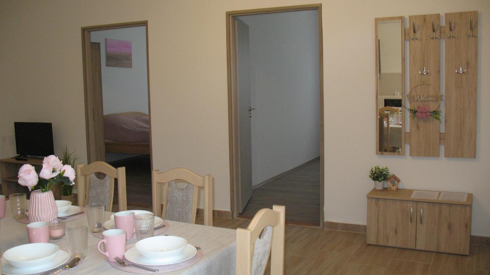 Izisz Apartman Matraterenye Exterior foto